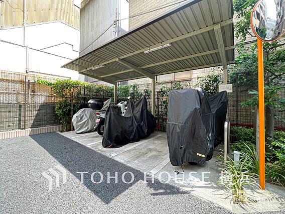 バイク置き場も...