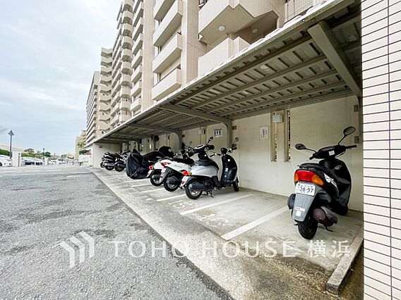 バイク置き場も...