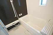 一日の疲れを癒す浴室。