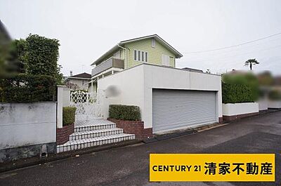 外観:電動シャッター付ガレージ付!(2024年11月撮影) 外観:電動シャッター付ガレージ付!(2024年11月撮影)
