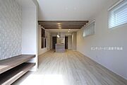4号棟：明るい日差しが入るリビング！(2026年02月撮影)