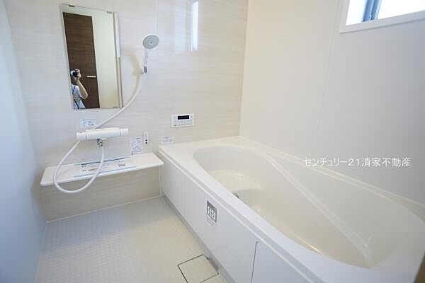 浴室を拡大表示