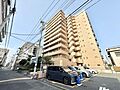 閑静な住宅街。...