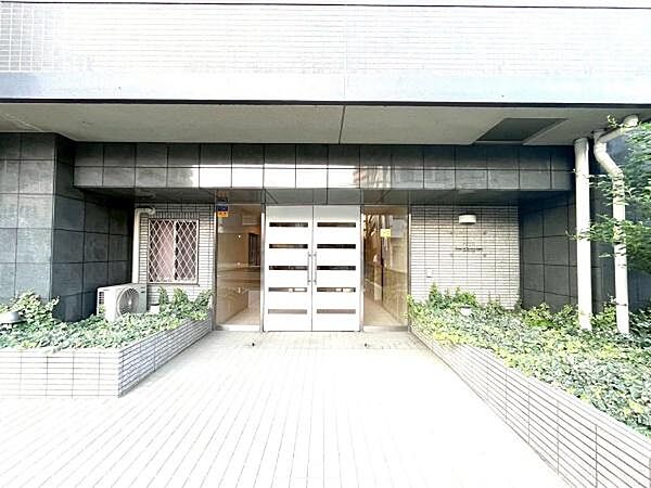 エントランスを拡大表示