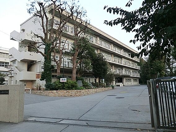 横浜市立保土ケ...