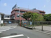 瀬谷幼稚園まで598m