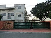 横浜市立上永谷中学校まで1800m