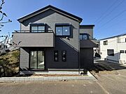 外観です。完成です。3棟販売中です。まだお好きな間取りをお選びいただけます。