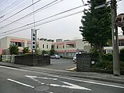 医療法人愛生会有馬病院まで572m