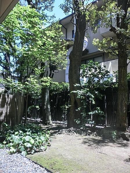 約51平米の専用庭