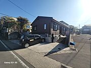 全面道路も広々で南西角地になり日当たりも良好★