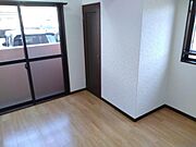 北東洋室