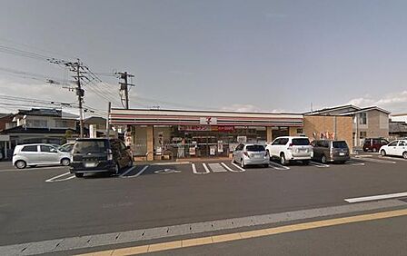 セブンイレブン宮崎檍小学校前店まで282m