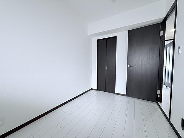 洋室を拡大表示