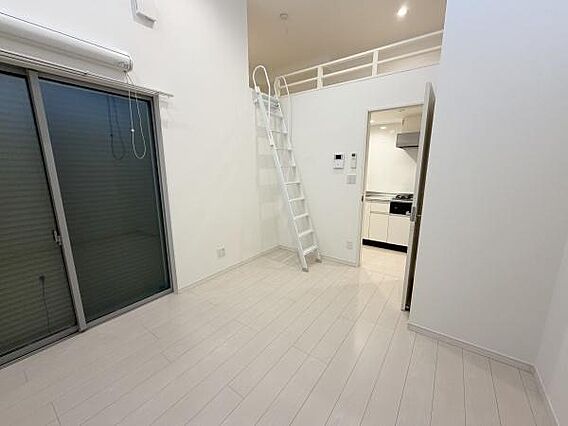 洋室のお部屋で...