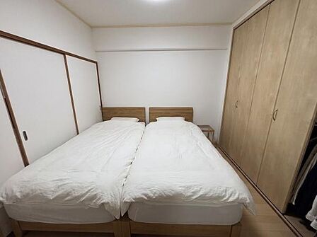 洋室です!※生成AIにより家具・小物等撤去しております。