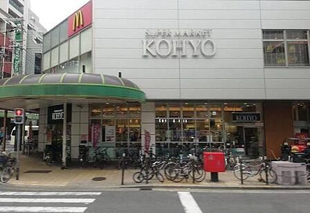 コーヨー南船場店まで398m