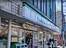 周辺：ファミリーマート塚本祇園東山店まで103m