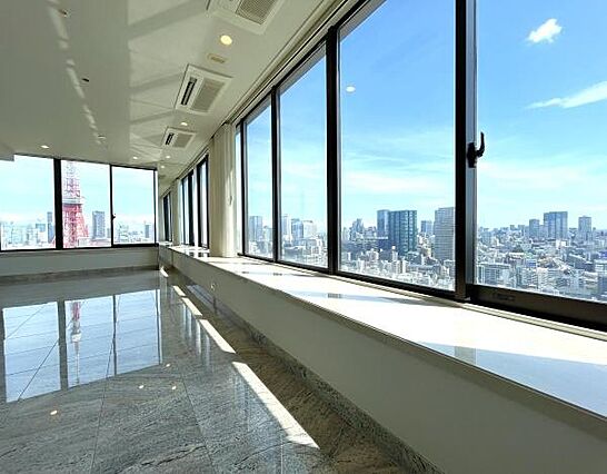直近に東京タワ...