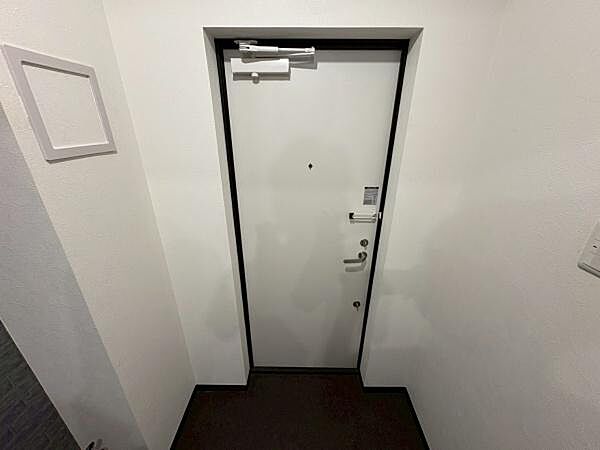 玄関を拡大表示