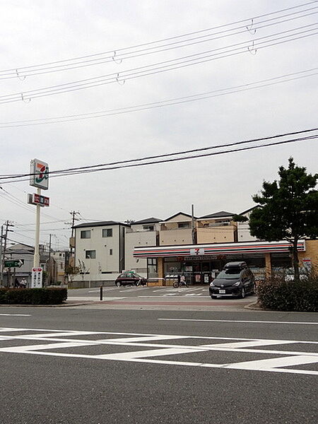 画像23:セブンイレブン大阪鶴町1丁目店まで373m