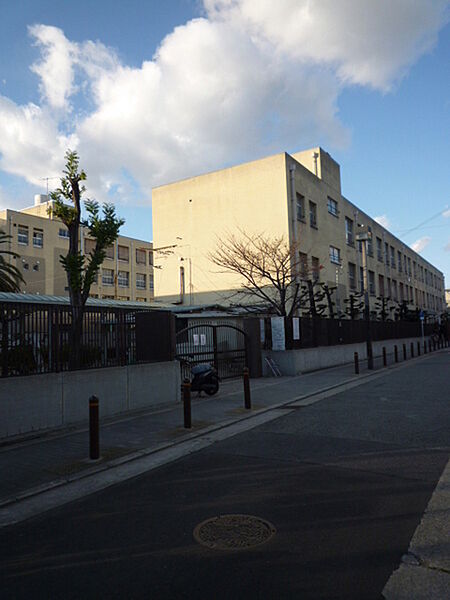 画像26:大阪市立大正中央中学校まで455m
