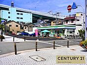 ファミリーマート港晴四丁目店まで170m