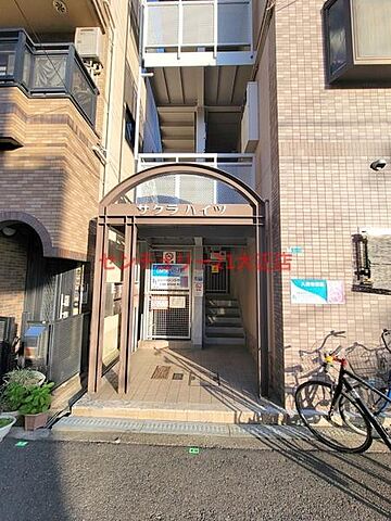 エントランス
