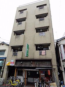 外観：★鉄骨造5階建★
