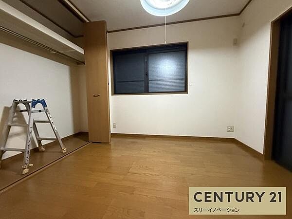 洋室を拡大表示