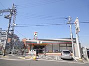 セブンイレブン藤井寺岡1丁目店まで447m