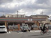 セブンイレブン藤井寺東藤井寺町店まで771m