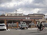セブンイレブン藤井寺東藤井寺町店まで568m