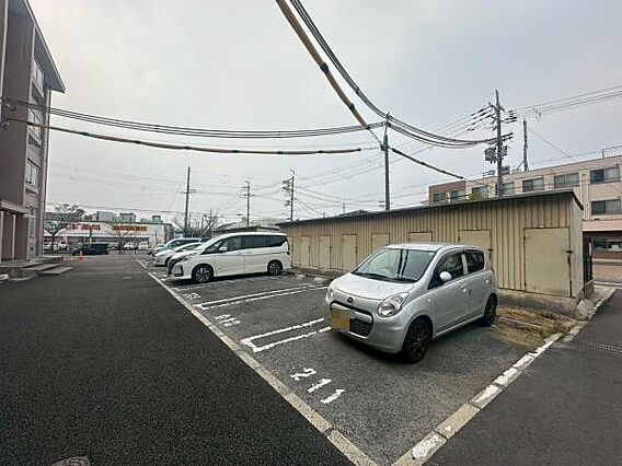 【駐車場】空き...