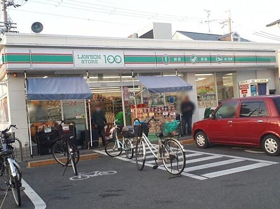 ローソンストア...