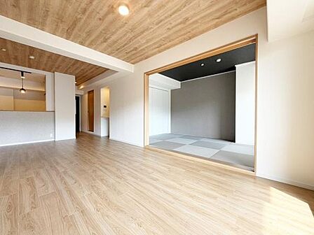【リビング】南西向きバルコニー・ＬＤＫ約15.1帖