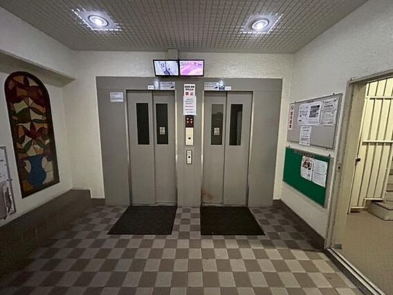 【エレベーター...