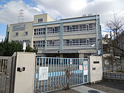 門真市立四宮小学校まで987m