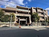 大阪府寝屋川市東香里園町：物件画像