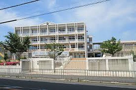 守口市立守口小学校まで490m