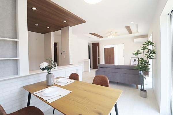 外観 未 入 居 物 件 明るい全居室南向き子育て応援住宅