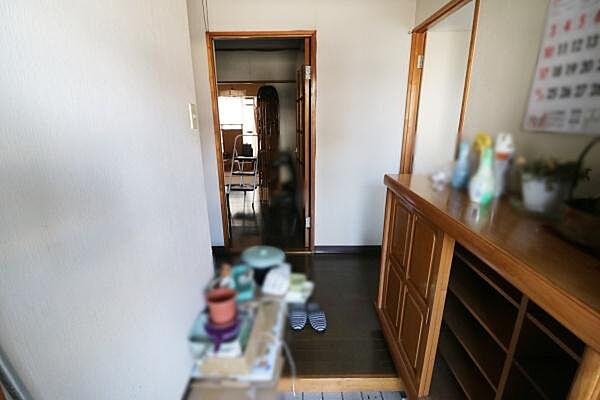 玄関を拡大表示