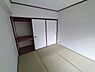 室内：収納付き和室のお部屋です！