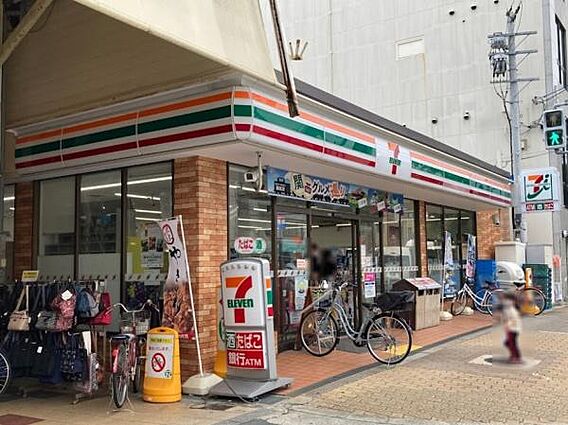 セブンイレブン...