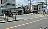 周辺：ファミリーマート西淀川御幣島店まで243m