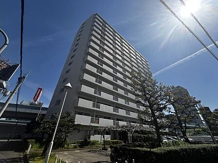 大阪メトロ御堂筋線「中津」駅徒歩約7分