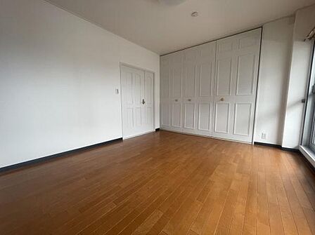 洋室のお部屋です！