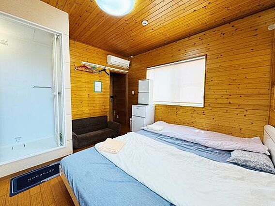 洋室のお部屋で...