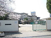 寝屋川市立第九中学校まで508m