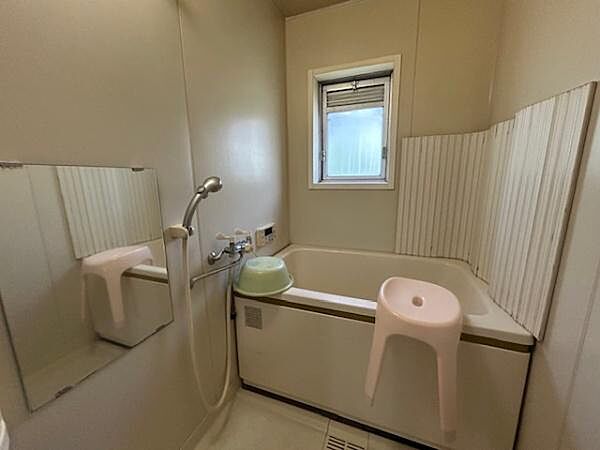 浴室を拡大表示
